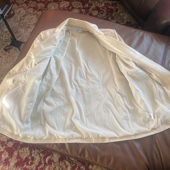 St. John Cream leather jacket - Picture 4 of 15
